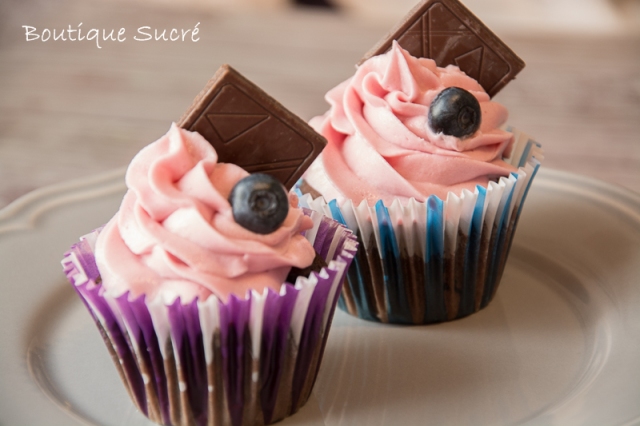 Cupcakes de Chocolate Negro y Arándanos Azules.